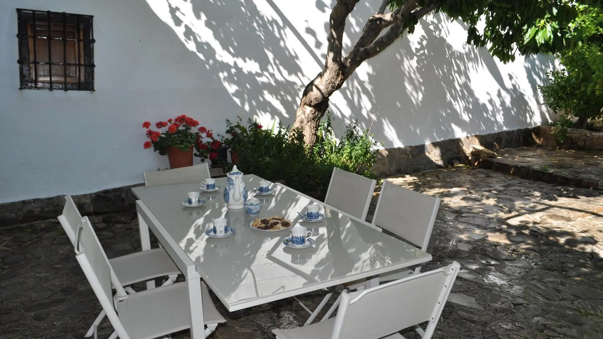 Holiday home Cortijo Rural Las Nogueras Cortijada Los Chorreros